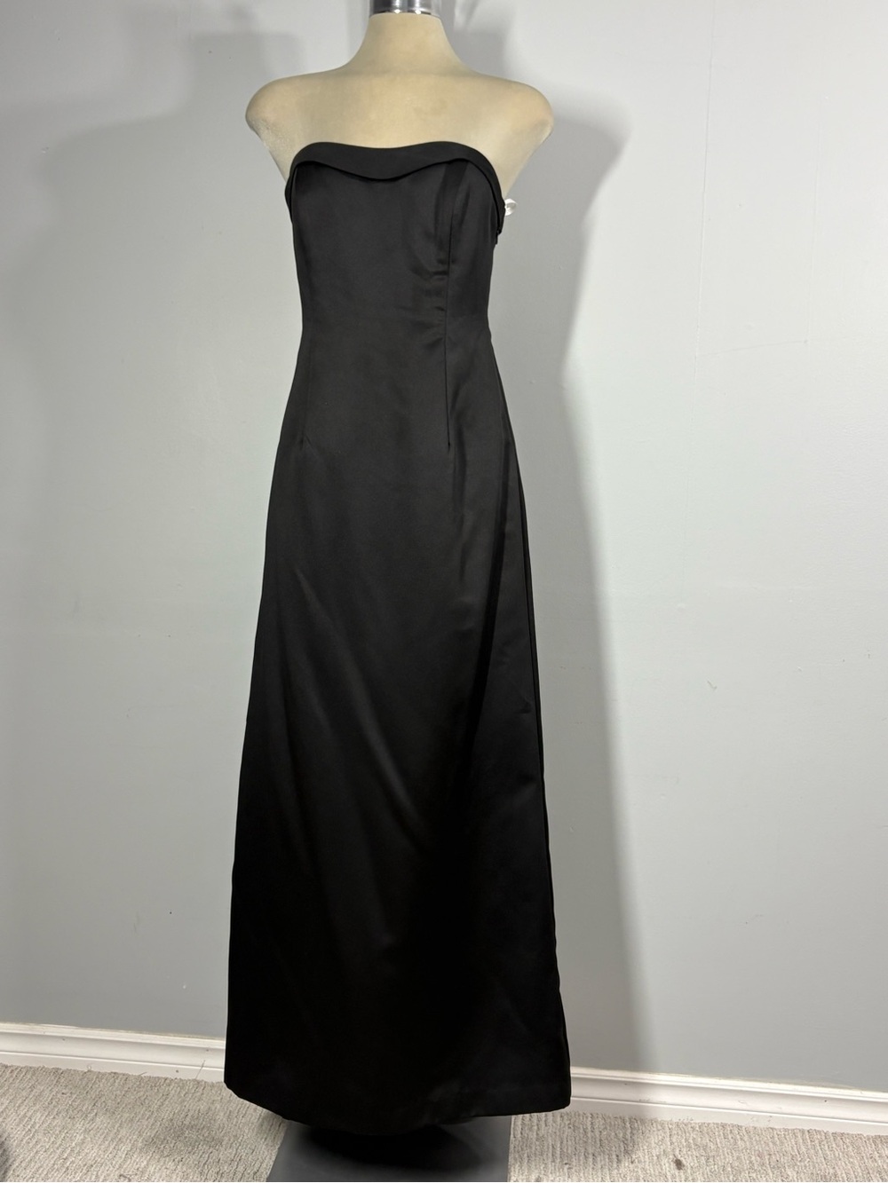 David's Bridal Strapless Black Evening Gown Size 8